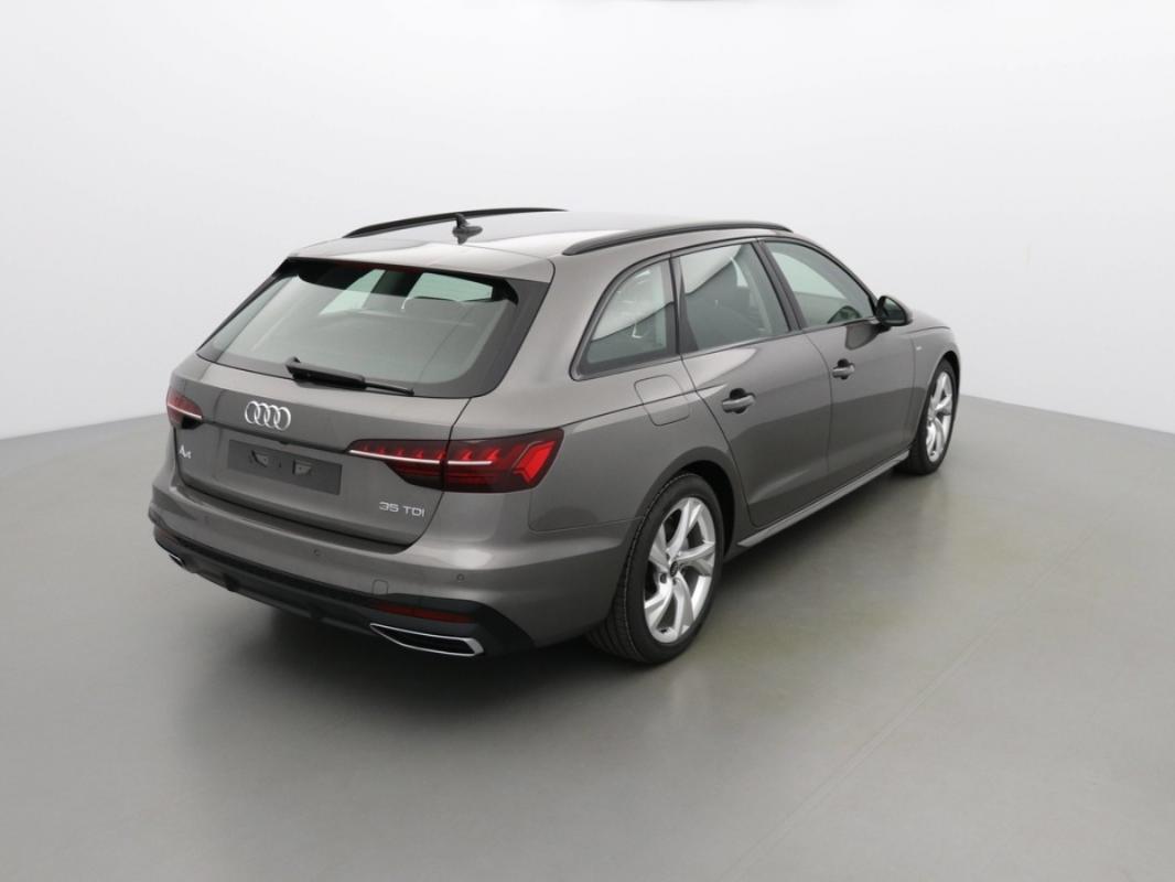 Audi A4 AVANT S line EDITION 163