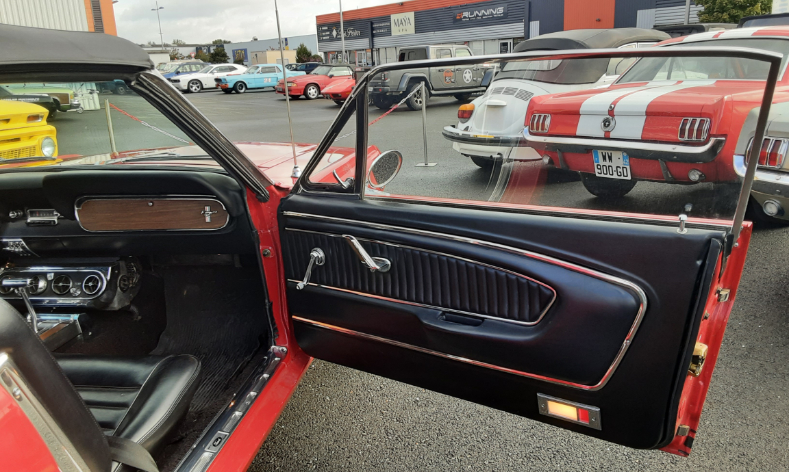 Ford Mustang - CABRIOLET ROUGE CODE A GT 1966
