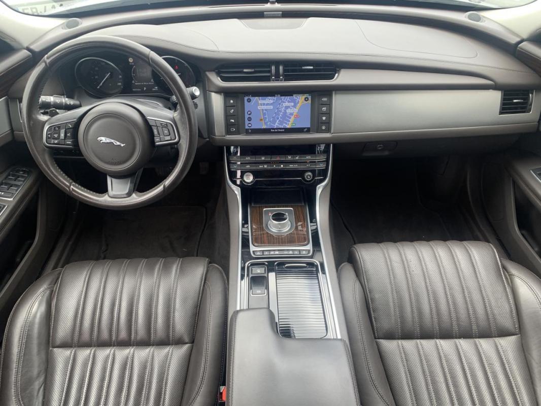 Jaguar XF - 2.0 D BVA 180 CH PORTFOLIO - GARANTIE 6 MOIS