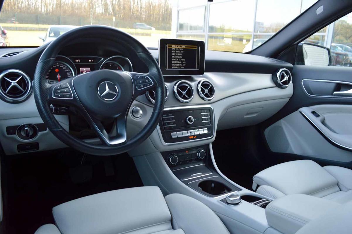 Mercedes Classe GLA - 200 D SPORT 7G-DCT