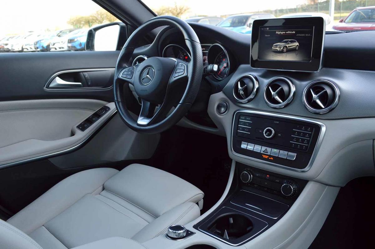 Mercedes Classe GLA - 200 D SPORT 7G-DCT