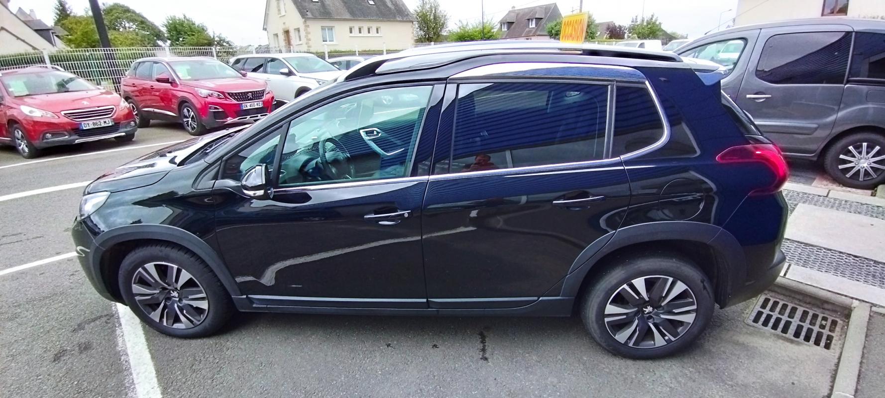 Peugeot 2008 1.2 PURETECH ALLURE S&S EAT6 130